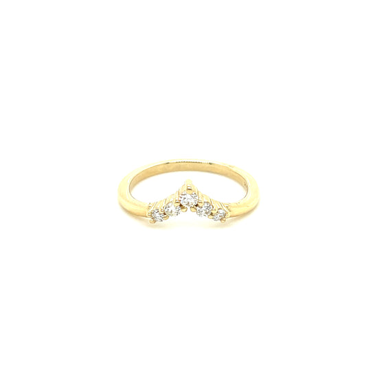 0.23 CT Round Brilliant Cut Diamonds in a 14 KT Yellow Gold V-Shape Band