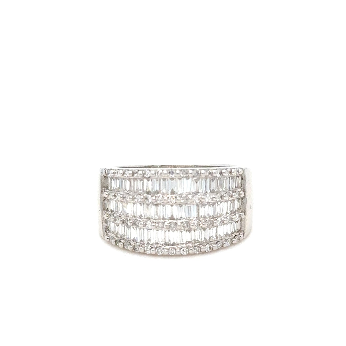 1.36 CT Baguette & Round Brilliant Cut Diamonds in a 14 KT White Gold Band